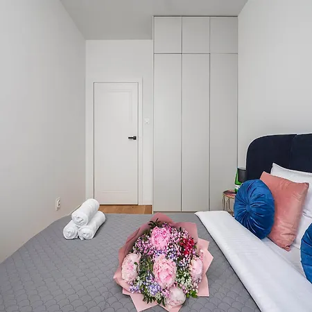Magnificent Seafront Duplex In Porspoder *